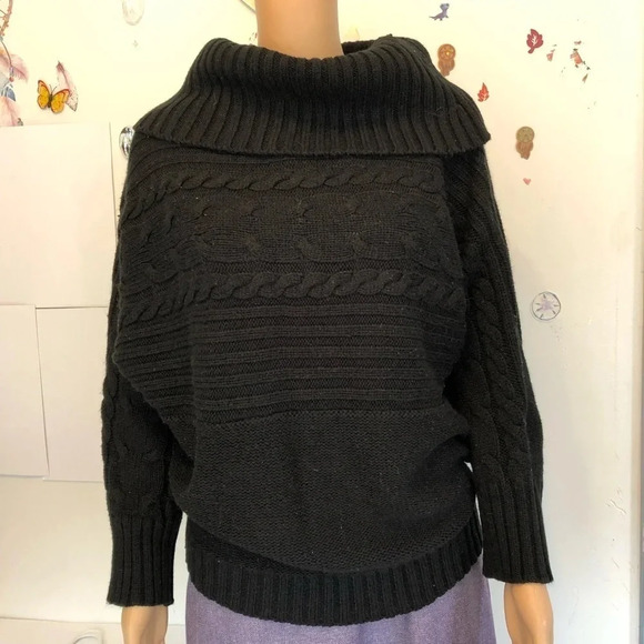 Women sweater size L - Picture 1 of 6